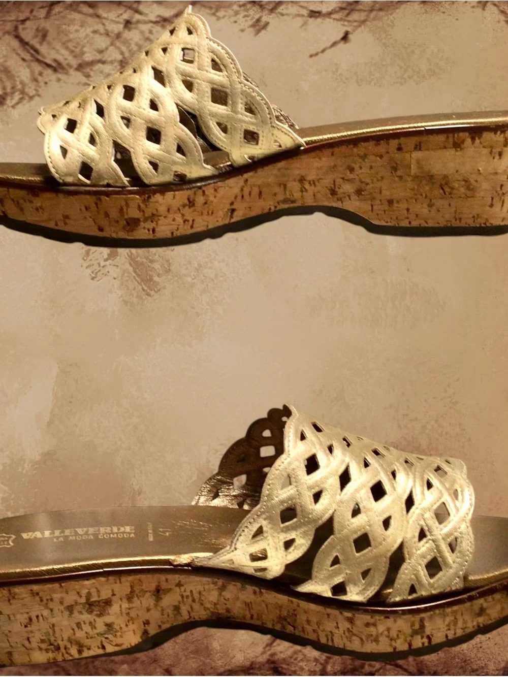 VALLEVERDE ITALIAN METALLIC Gold Leather CorkWedge SlideSandal (10)COMFY! 30.00!